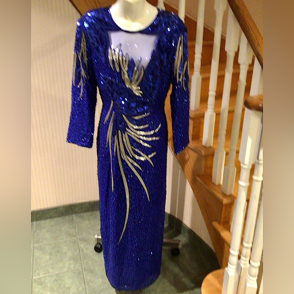 ⬇️Price Dropped ⬇️Vintage sequence long sleeve evening gown